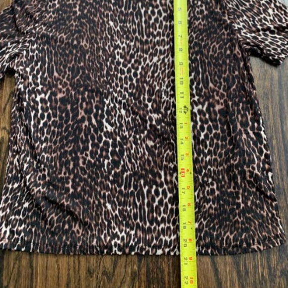 🆕 Zara Leopard Top - Picture 11 of 16